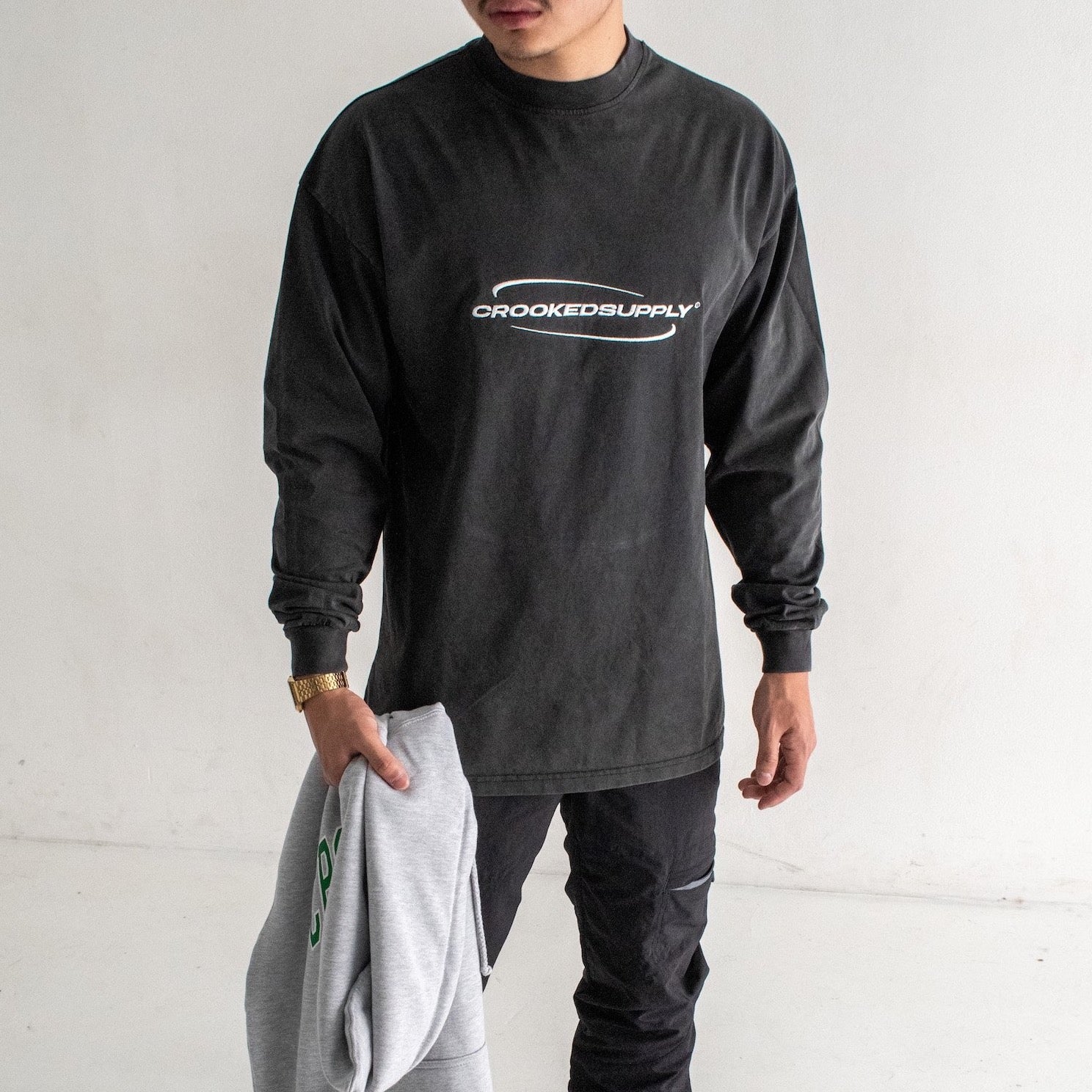 Oversized Luxury Long-sleeve Tee - Vintage Washed Black